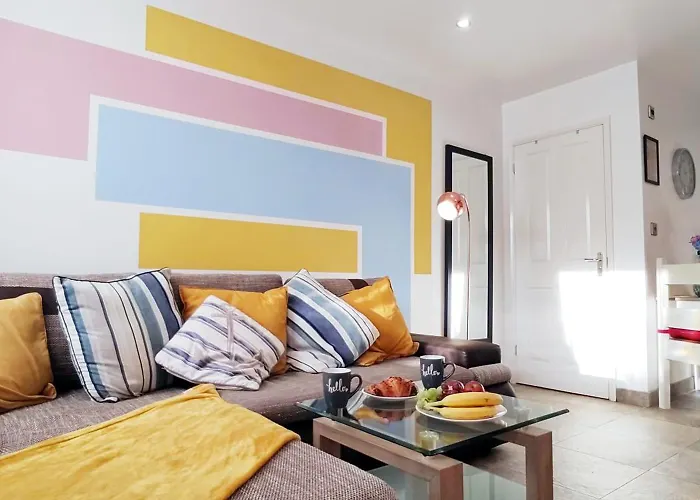 Epicsa - Family & Corporate Stay Mews Apartments With Free Parking